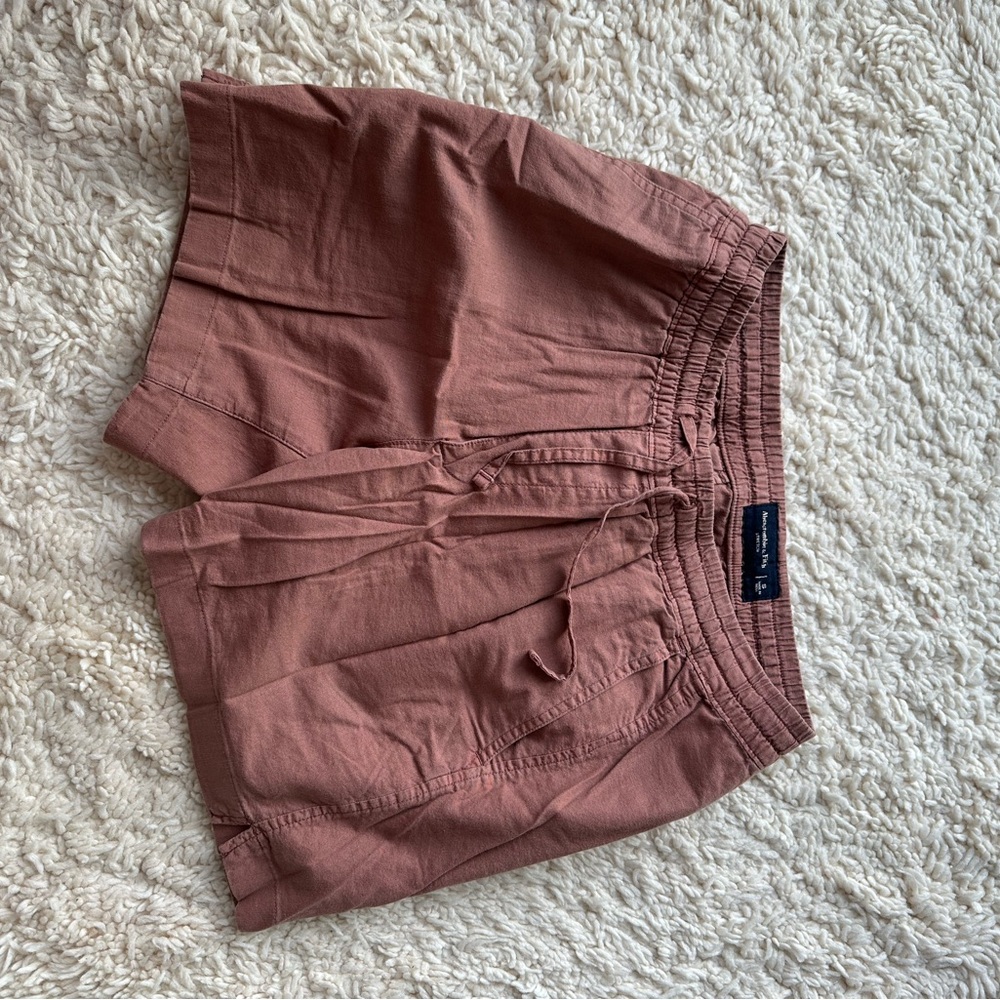 Abercrombie & Fitch Men's Flat Front Shorts in Rust